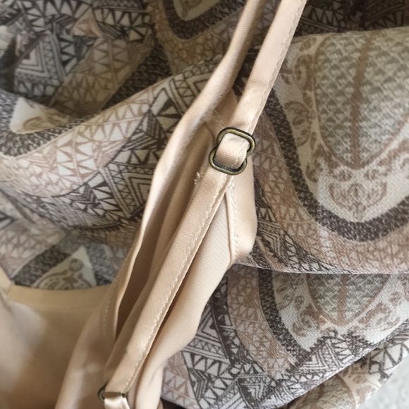 Dress - Picture 9 of 9